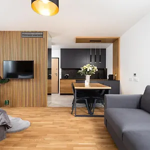  Aparthotel Inpoint G15 Near Old Town & Kazimierz District & Parking Option Poland