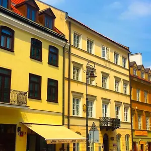 ** Couette-café Oki Doki Old Town Pologne